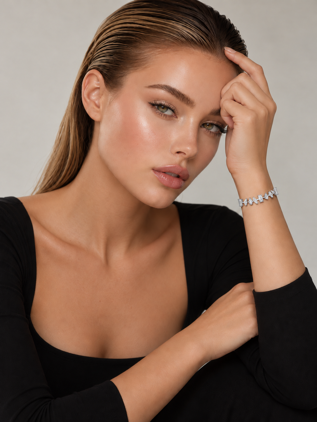 Brățară din Argint Moissanite Silver Celestial Cuts pe model