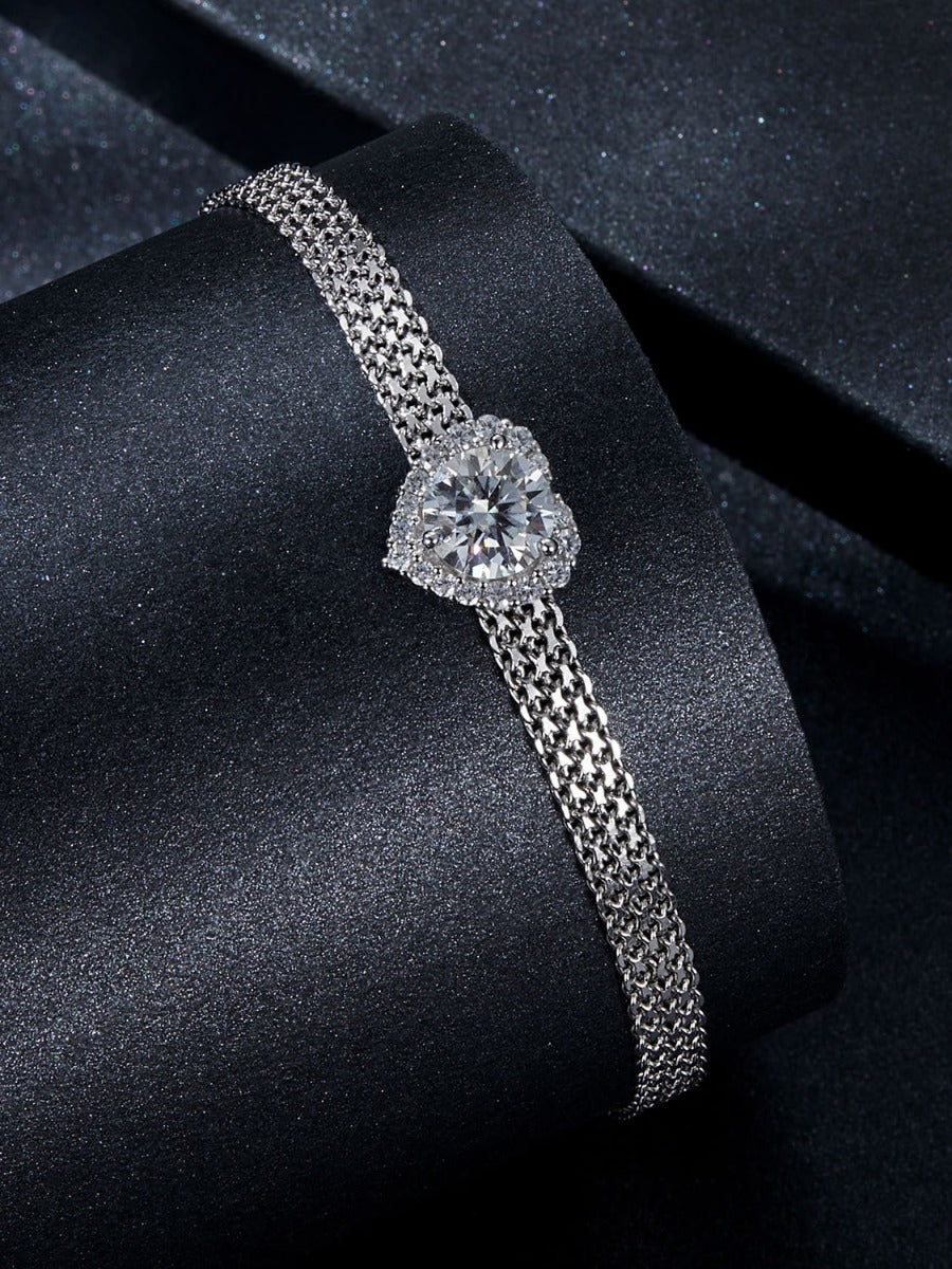 Brățară statement din argint cu moissanite strălucitor și design elegant