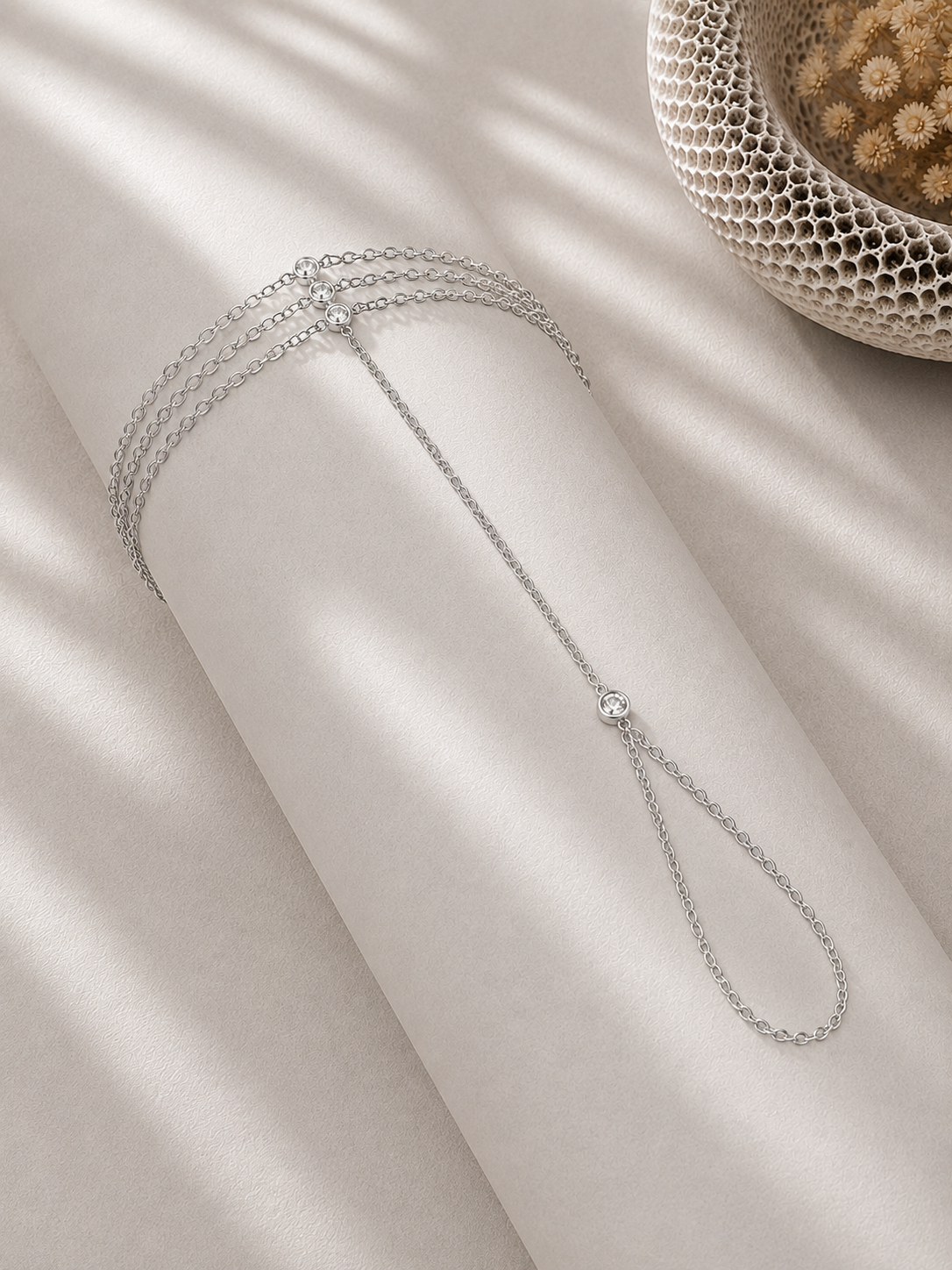 Brățară delicată hand chain din argint pentru femei