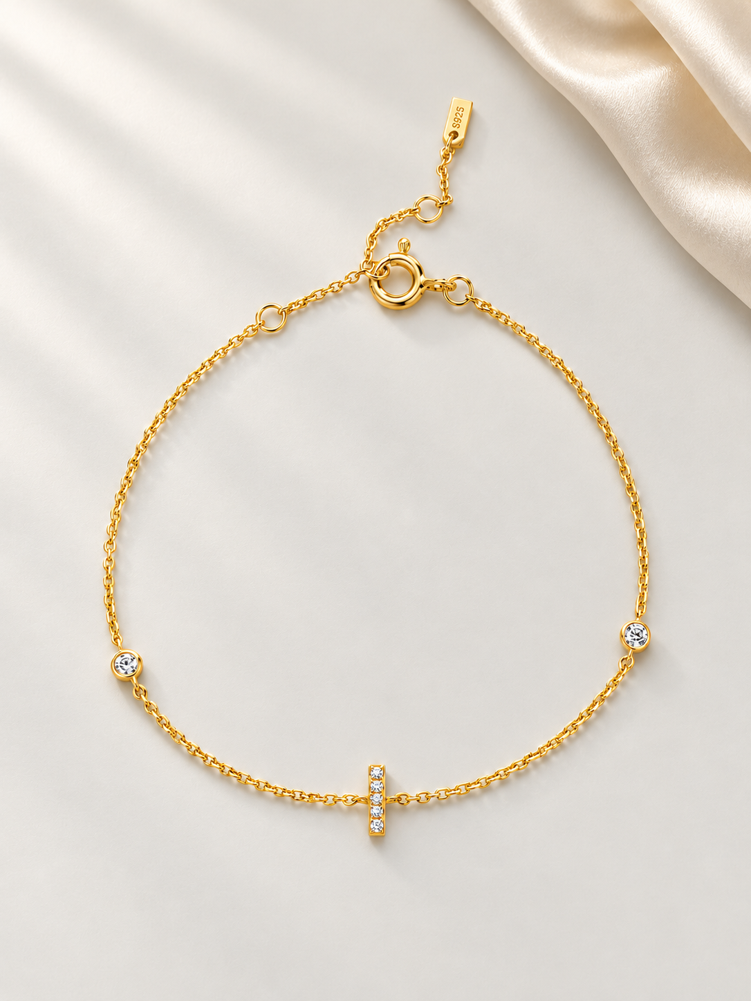 Brățară Initial Spark Gold cu Design Delicat și Litera I