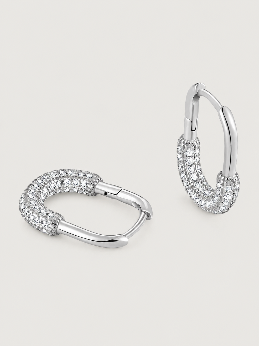 Cercei din argint 925 Midnight Gleam hoop cu zirconii pavé