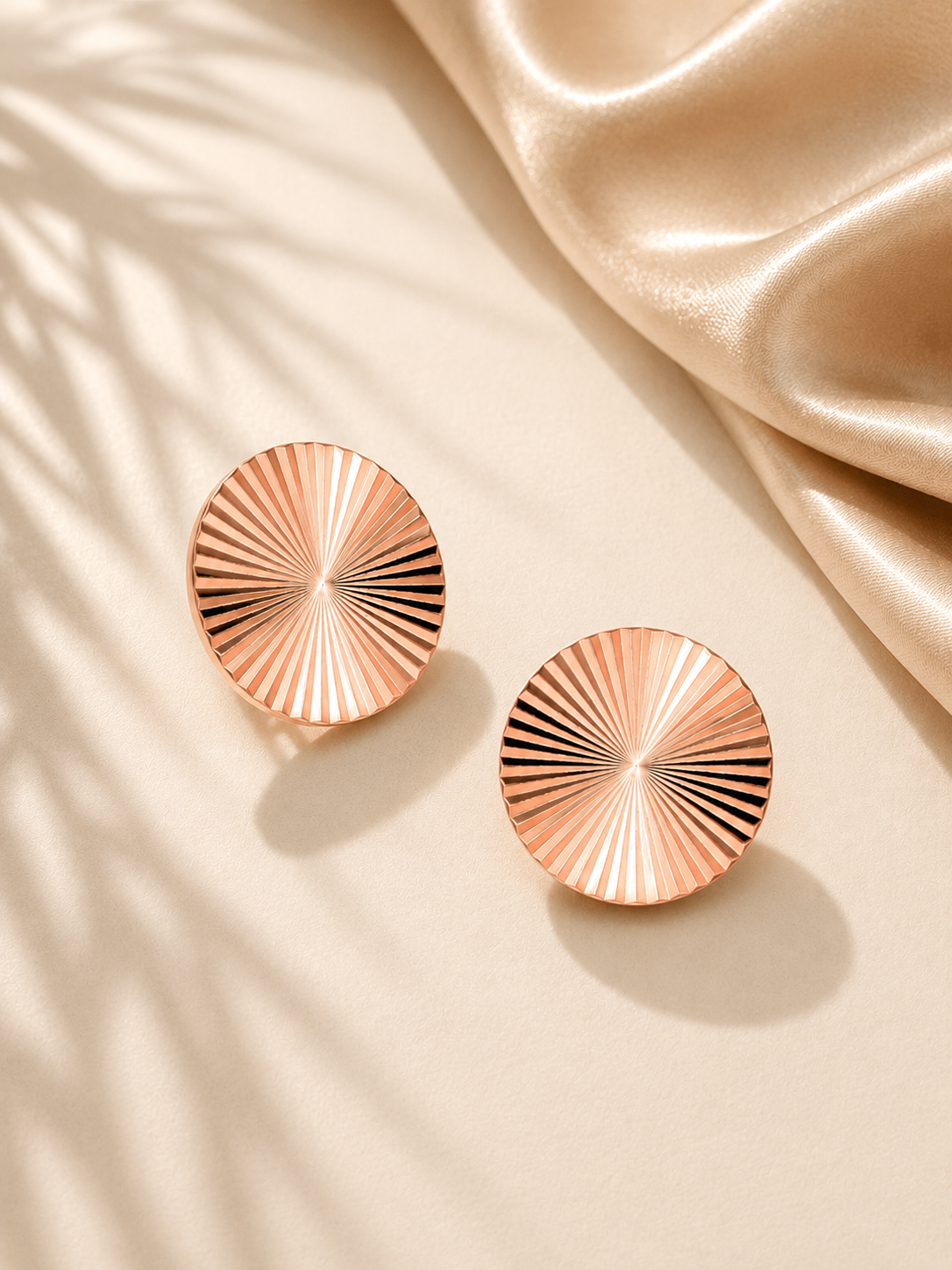 Cercei din argint rose gold ideali pentru cadou elegant unghi diferit