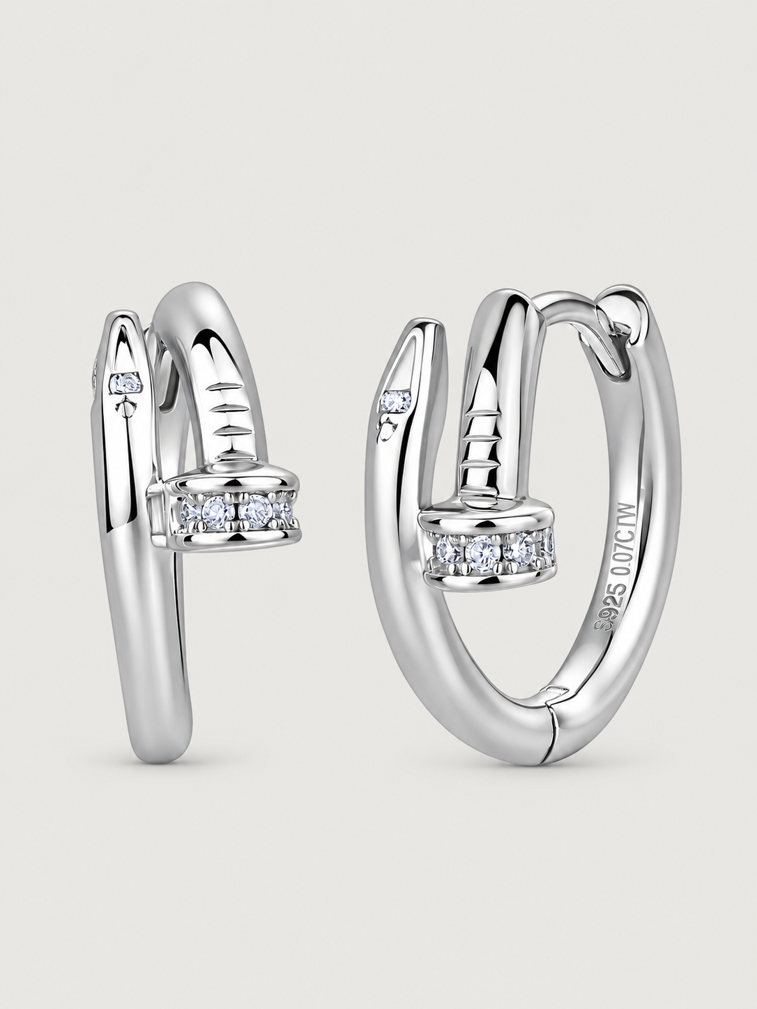 Cercei din Argint Moissanite Silver Nail Éclat