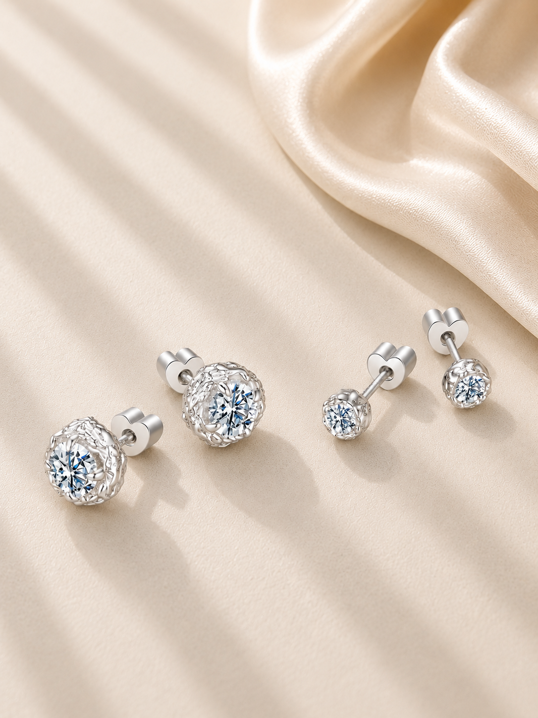 Cercei premium din argint 925 cu moissanite medium si small