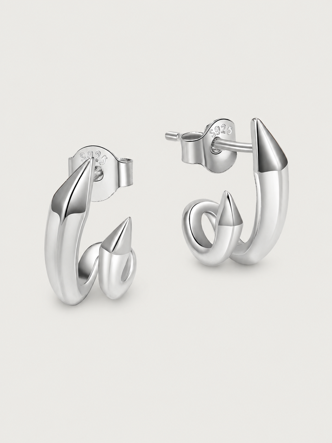 Cercei din Argint Sculpted Duo cu design asimetric
