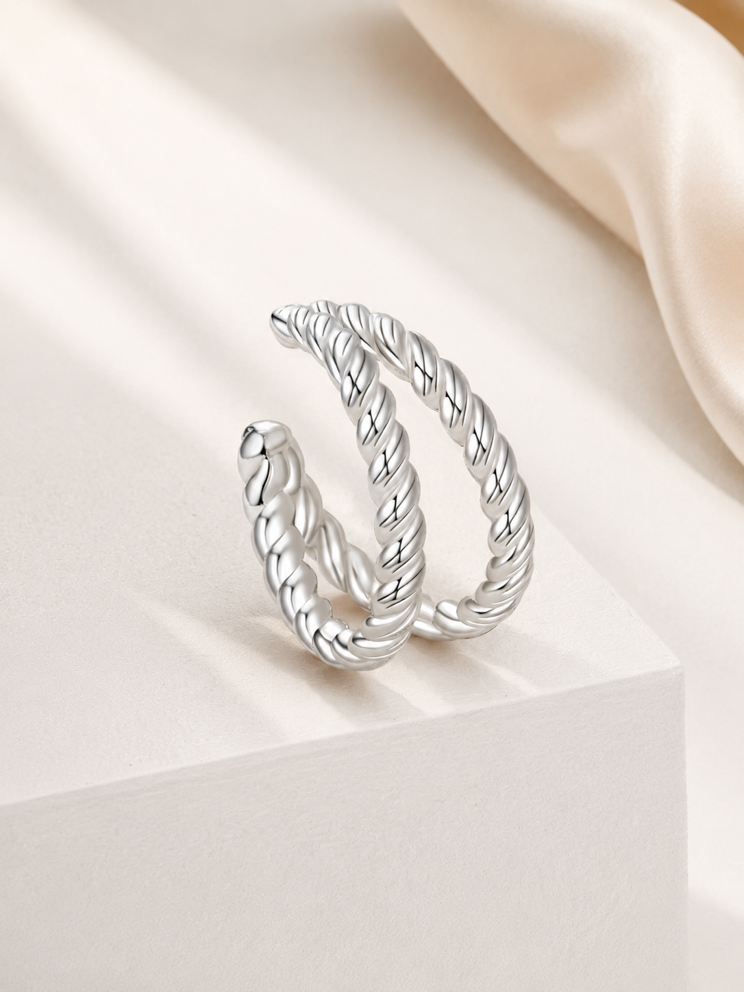 Cercei cuff dubli Twist Harmony cu efect de suprapunere