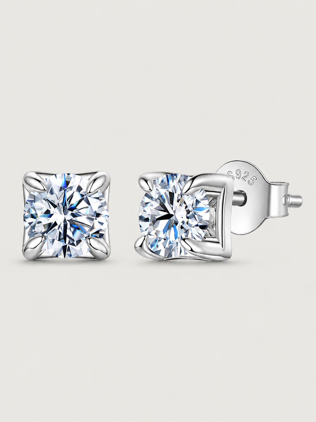 Cercei din Argint Moissanite Pure Solitaire