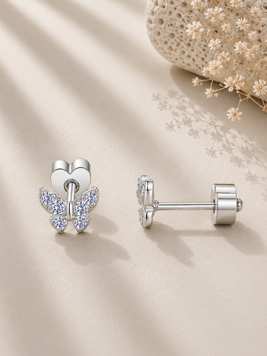 Cercei fluture din argint cu moissanite certificat GRA