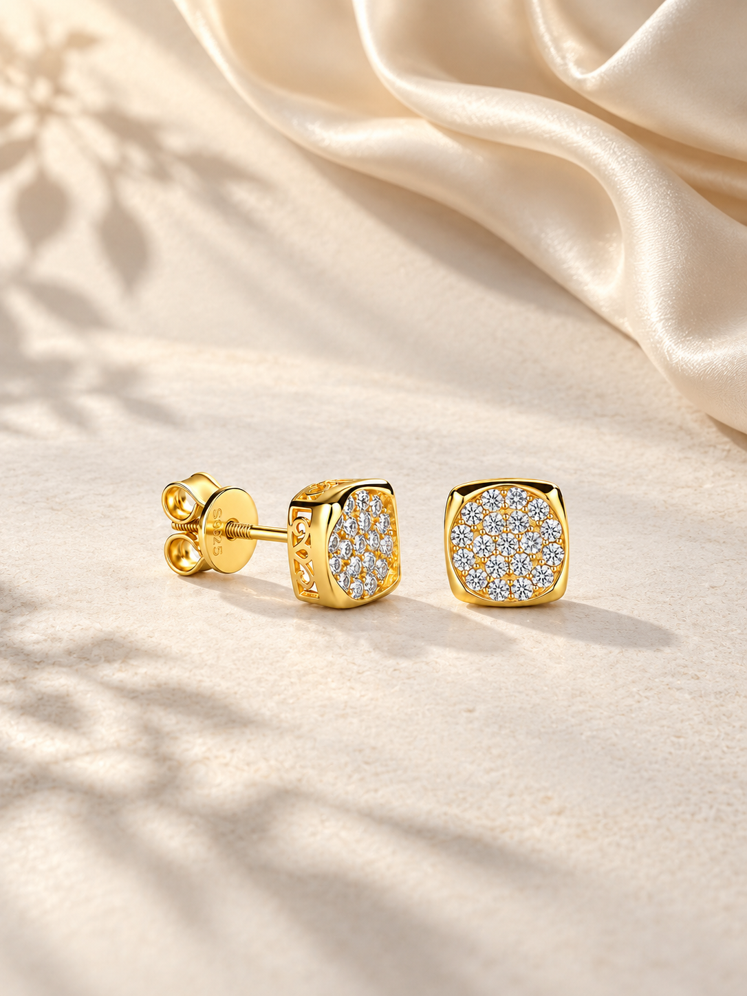Cercei Gold Pătrați cu Moissanite 6A