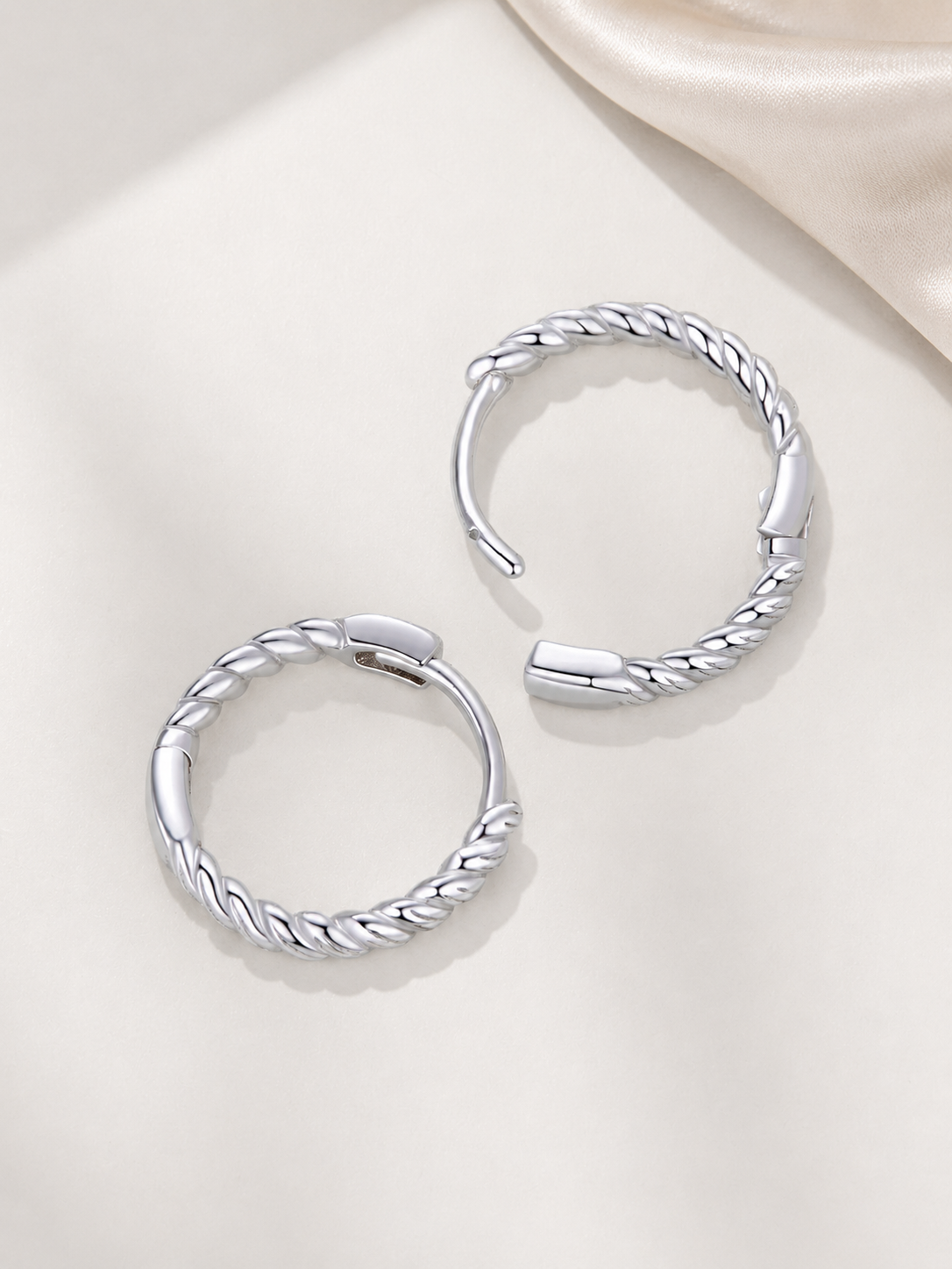 Cercei hoop din Argint 925 cu diametru de 14 mm