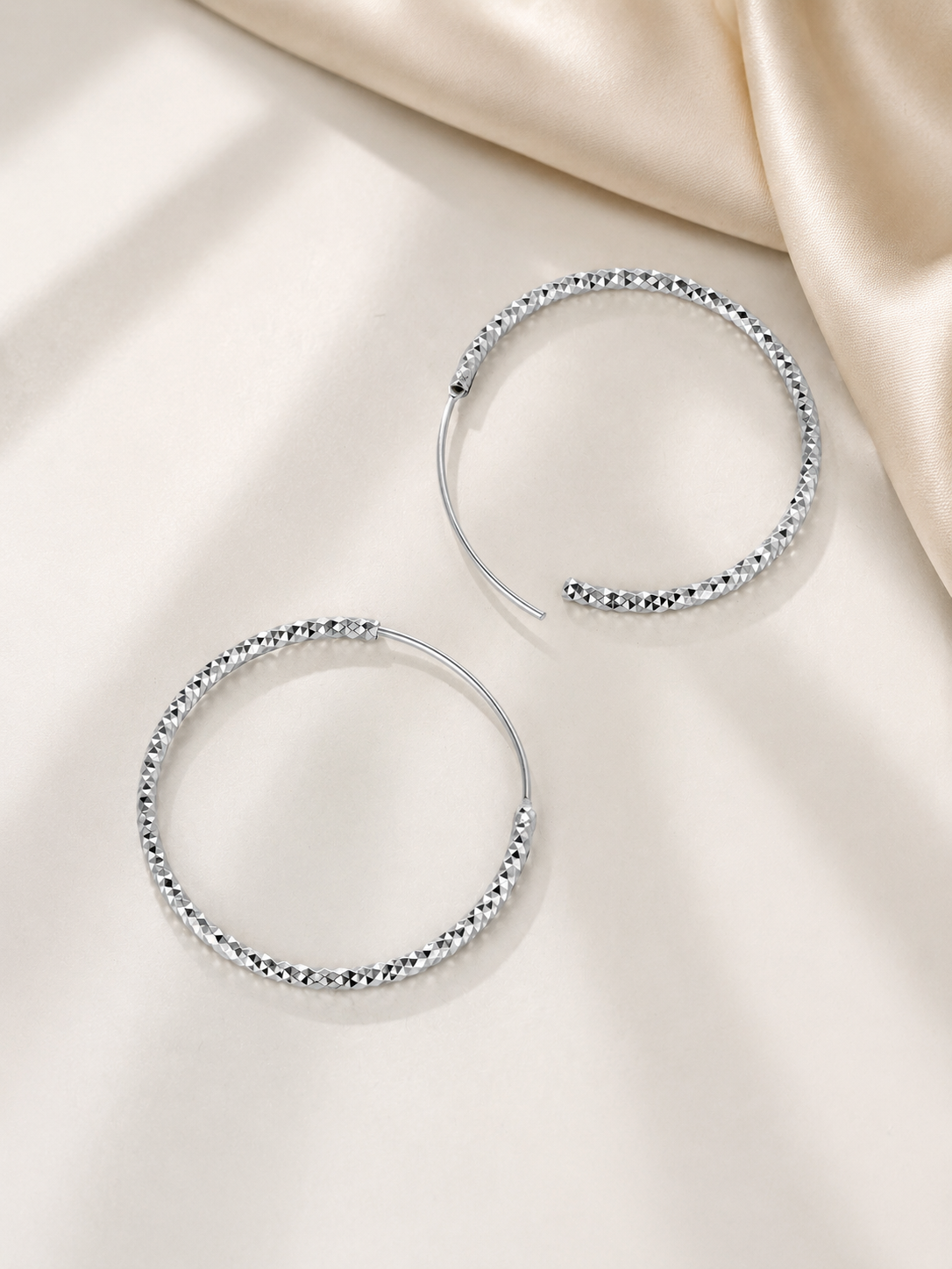 Cercei hoop din Argint 925 cu diametru de 30 mm