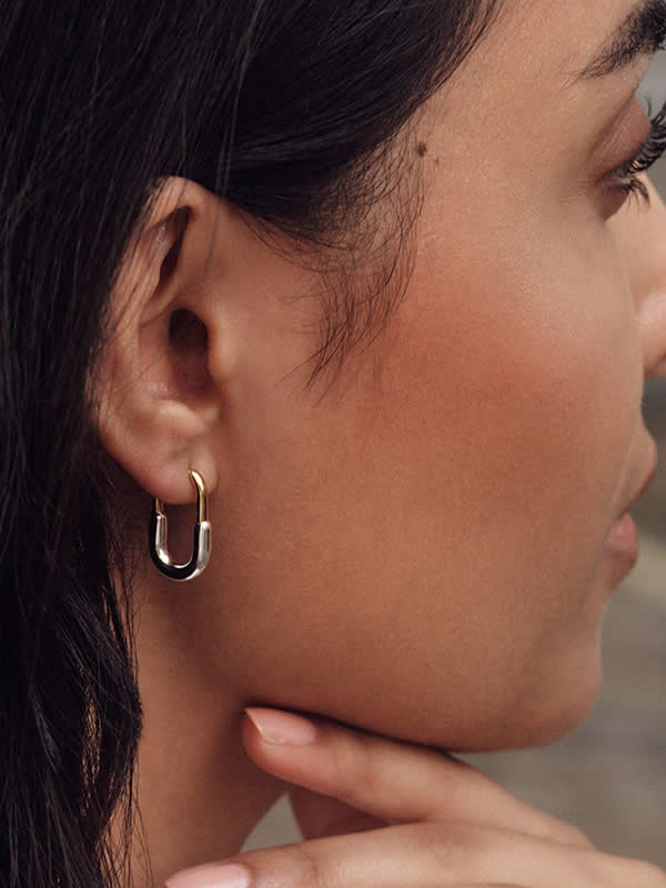 Cercei ovali bicolor moderni tip hoop