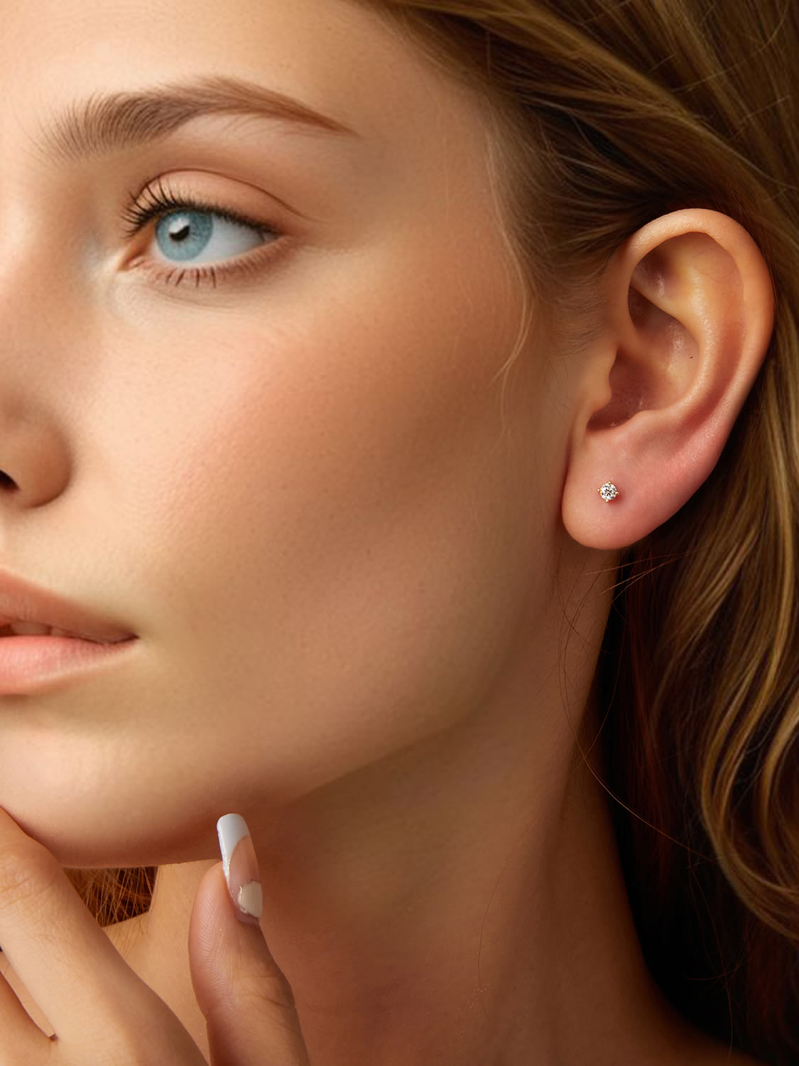 Cercei mici din argint cu moissanite 3mm