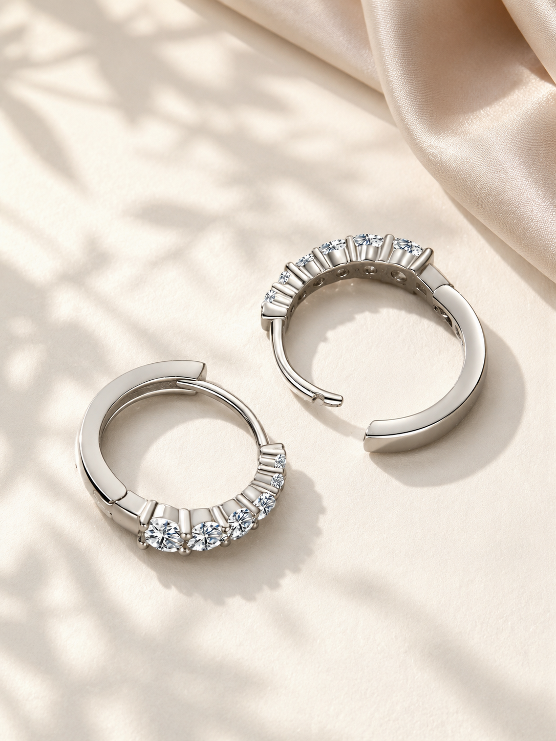 Cercei Moissanite Hoops argintii 12 mm