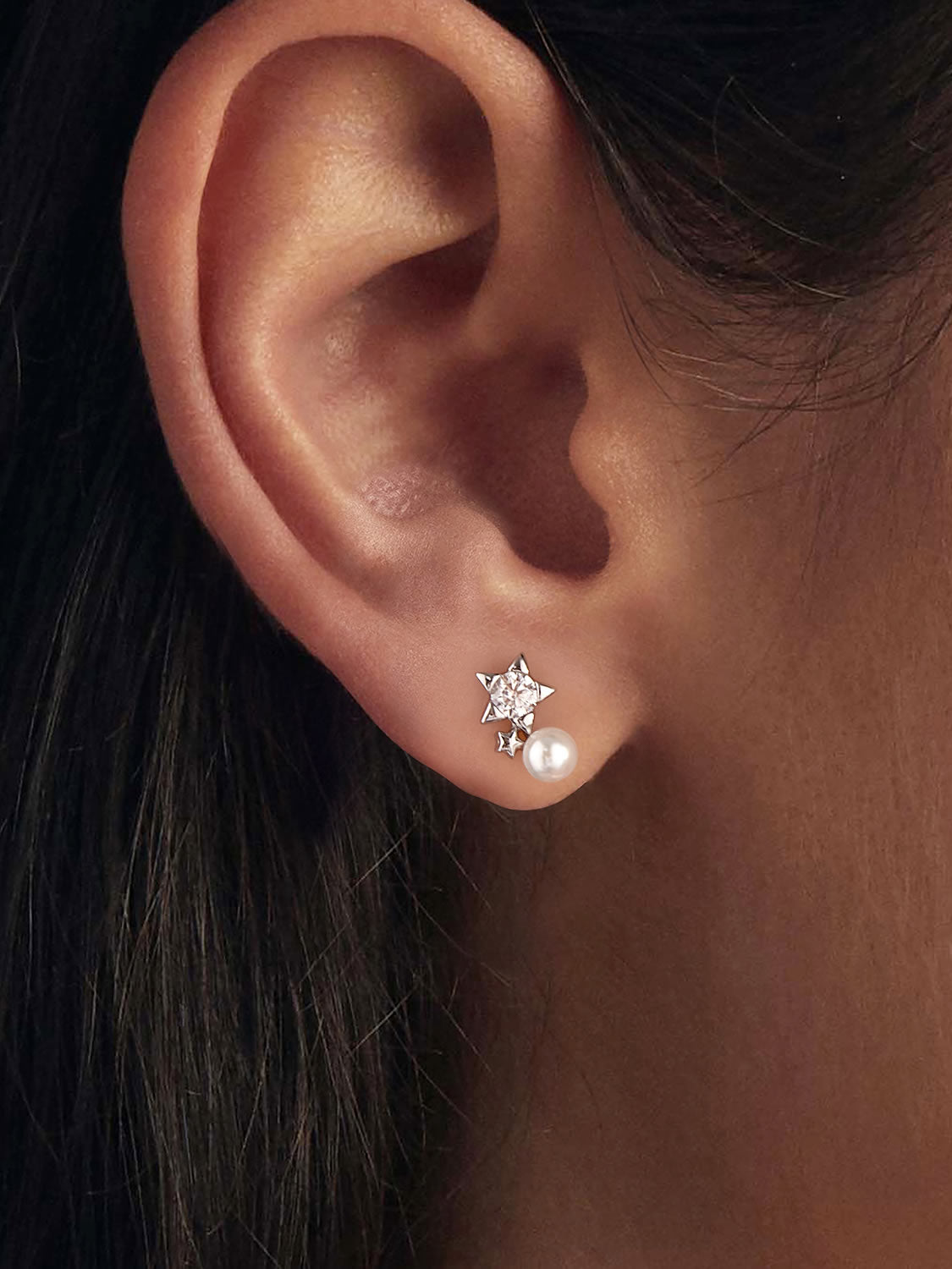 Cercei eleganti cu moissanite si perla de cultura