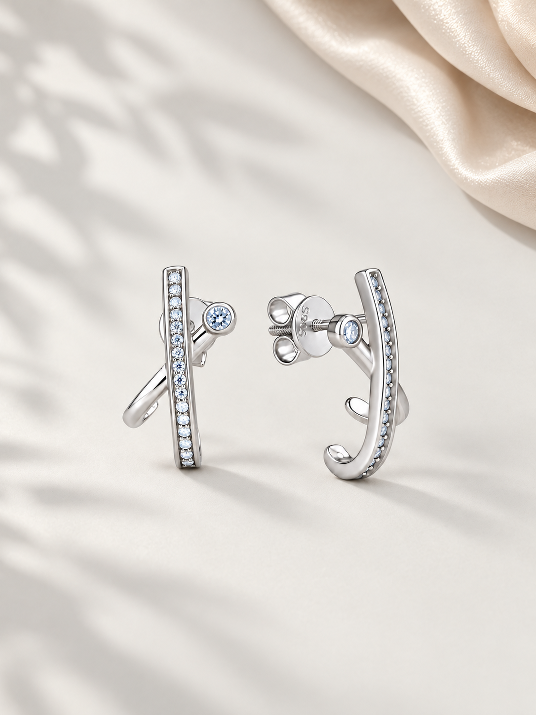 Cercei Silver Linear Glow cu Moissanite 6A