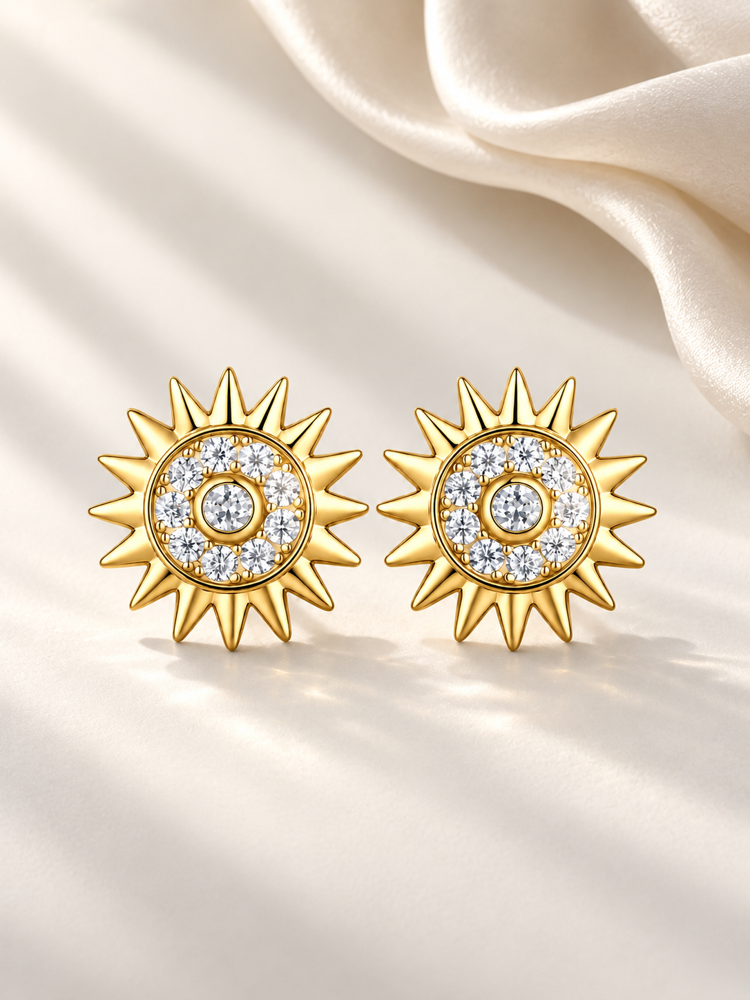 Cercei Solar Radiance cu Moissanite Albe