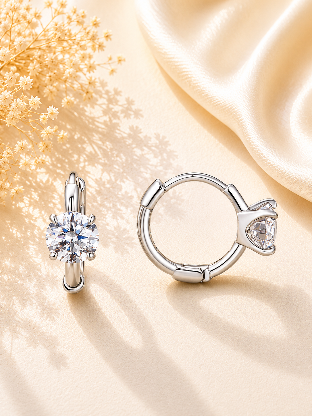 Cercei solitaire din argint cu piatră Moissanite 5 mm