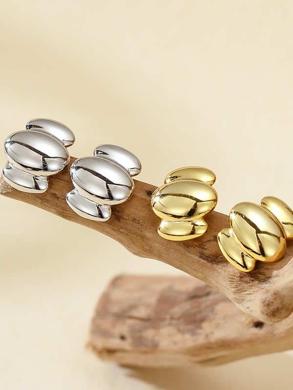 Cercei stud aurii eleganti pentru femei