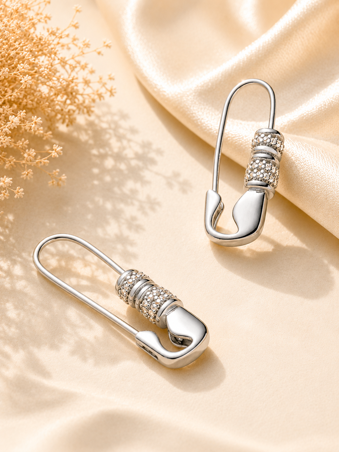 Cercei eleganți Freedom Silver cu zirconii premium 5A