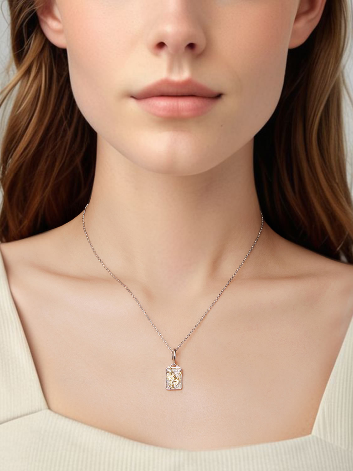 Colier argint Taur cu accente aurii si zirconii