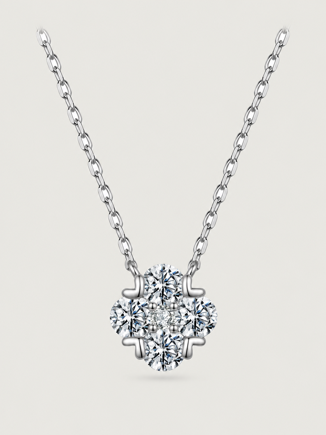 Colier din Argint Moissanite Lucky Bloom