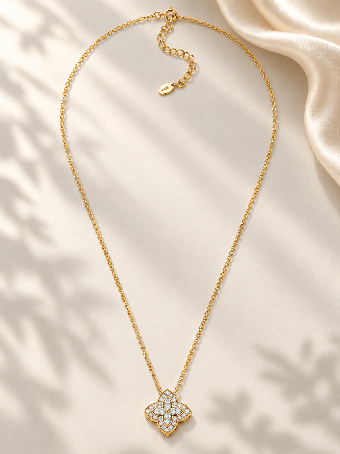 Colier Floral din Argint 925 Auriu cu Moissanite