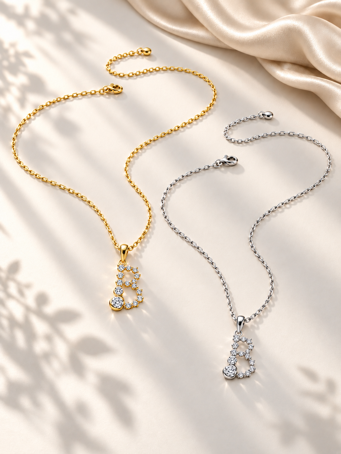 Colier Gold Crystal Embrace cu Pandantiv Litera B