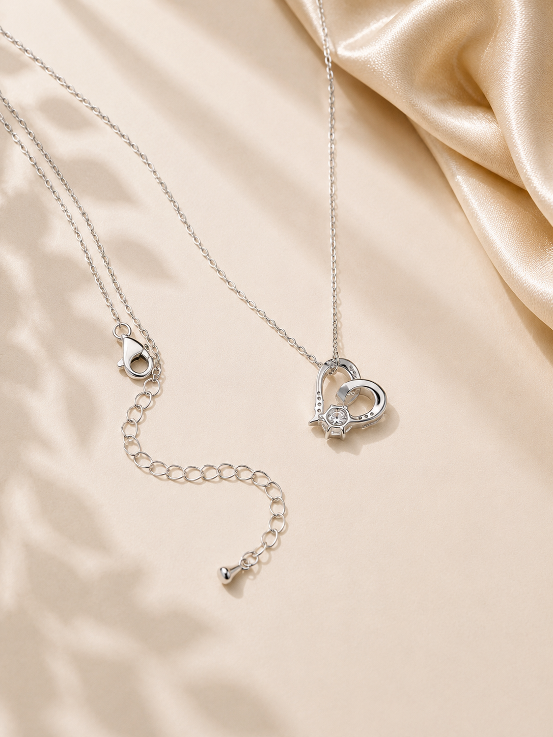 Colier lux argint inima cu moissanite spate