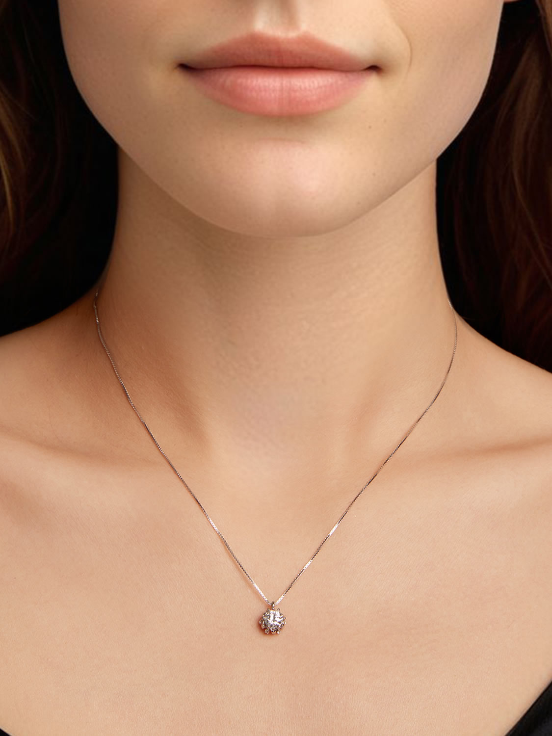 Colier elegant din argint cu moissanite și design floral placat cu aur galben