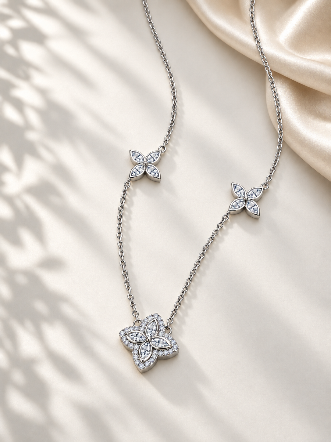 Colier Silver cu Moissanite Round și Marquise