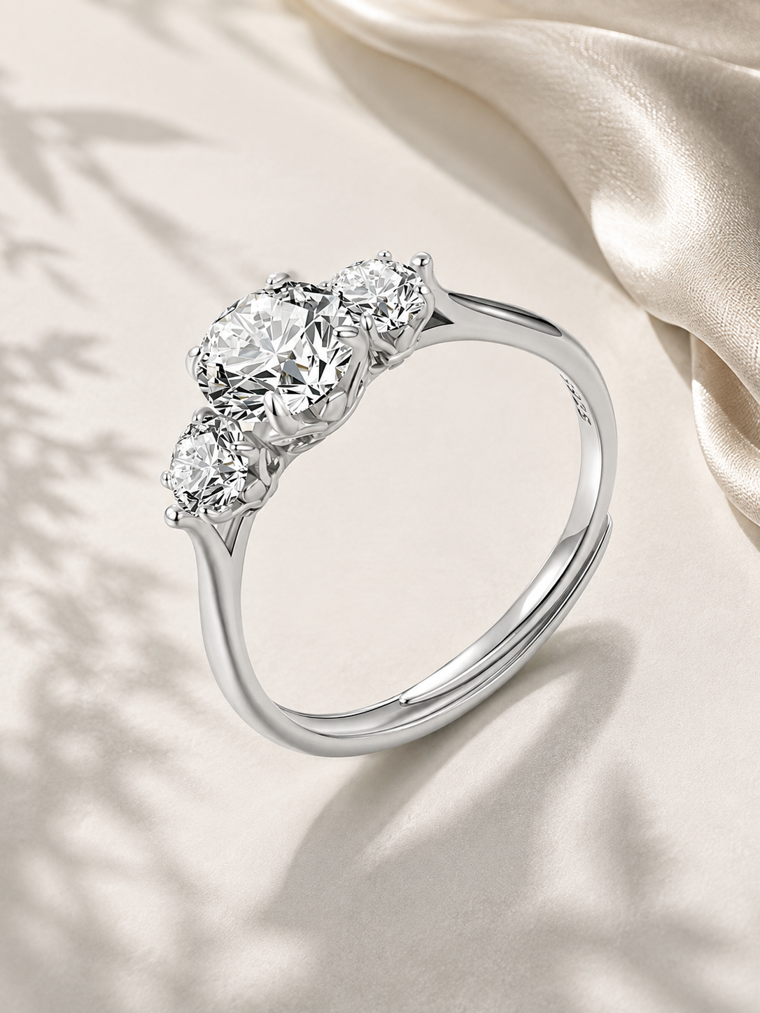 Inel din argint cu moissanite de 1.6 ct total
