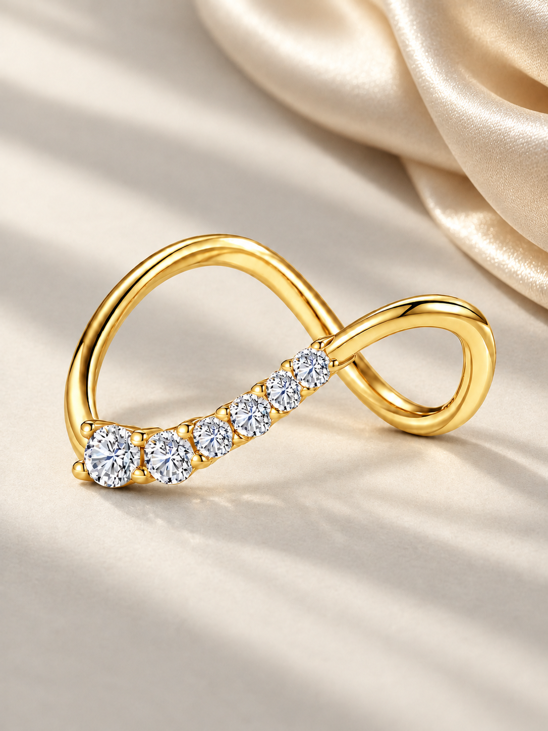 Inel Auriu Infinity Spark cu Moissanite D VVS1