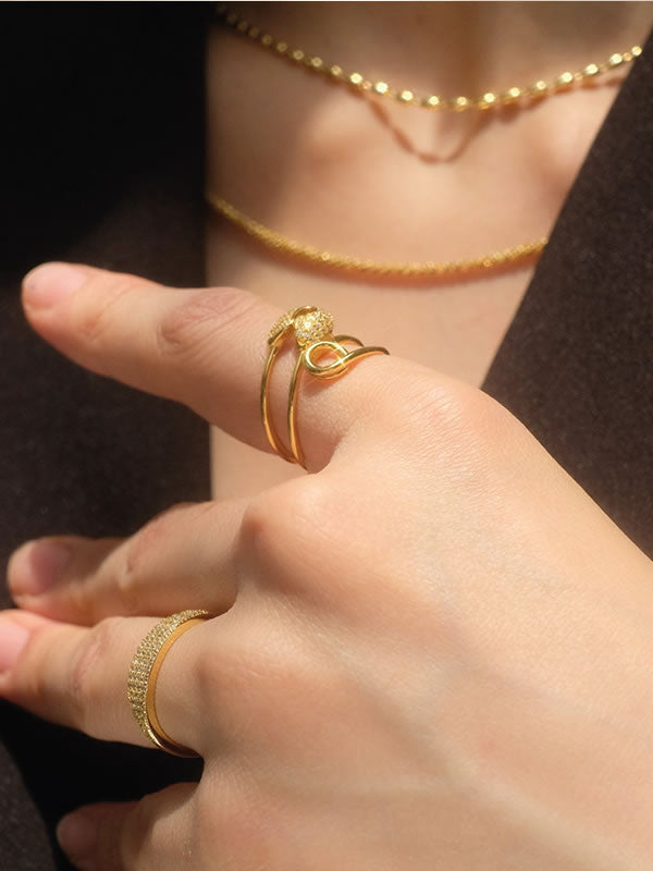 Inel auriu statement cu zirconii elegante