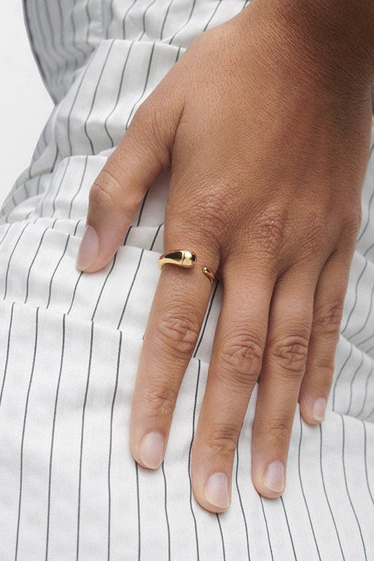 Inel din argint potrivit pentru cadou elegant