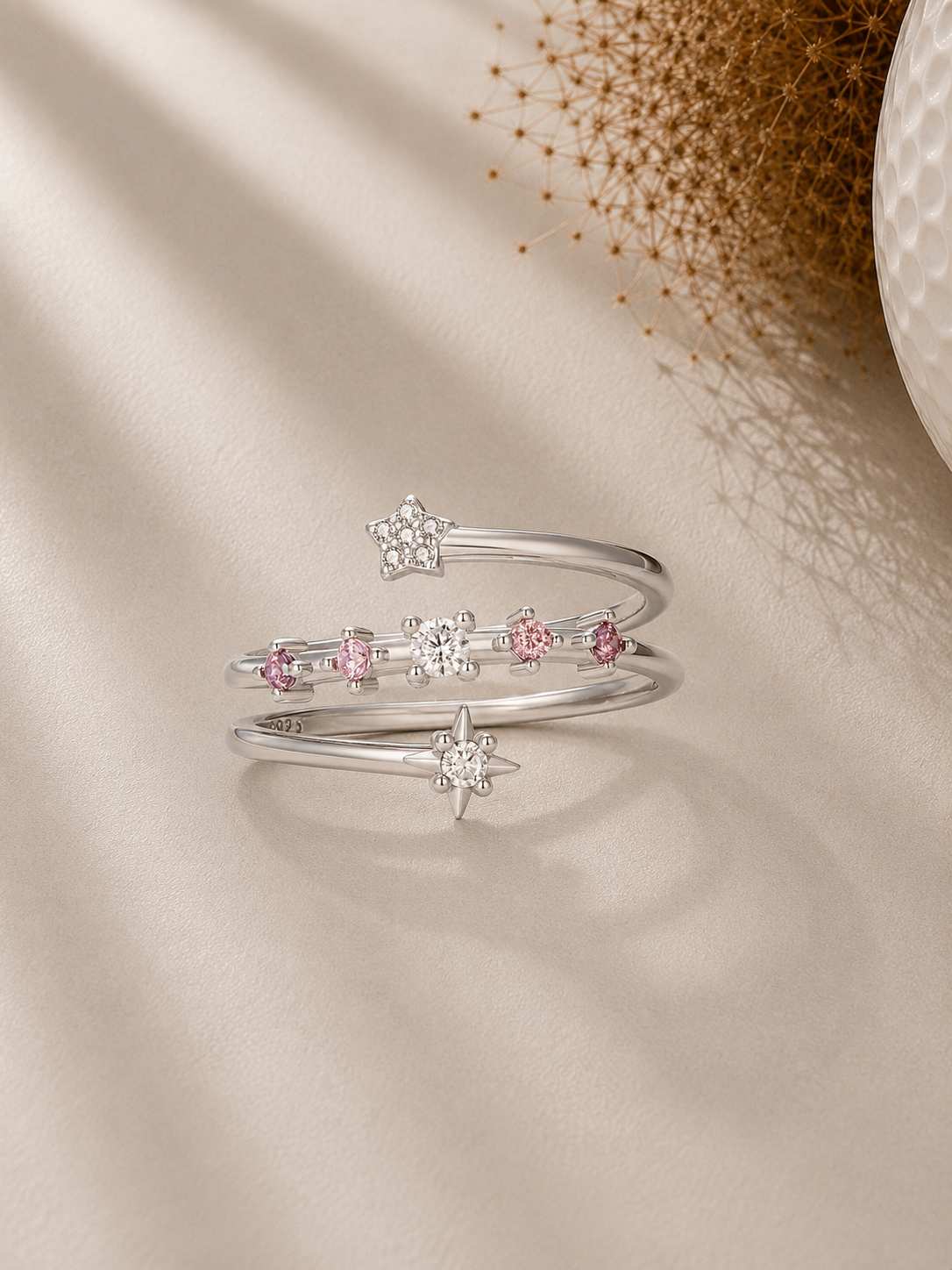 Inel din argint elegant cu stele pentru cadou editorial