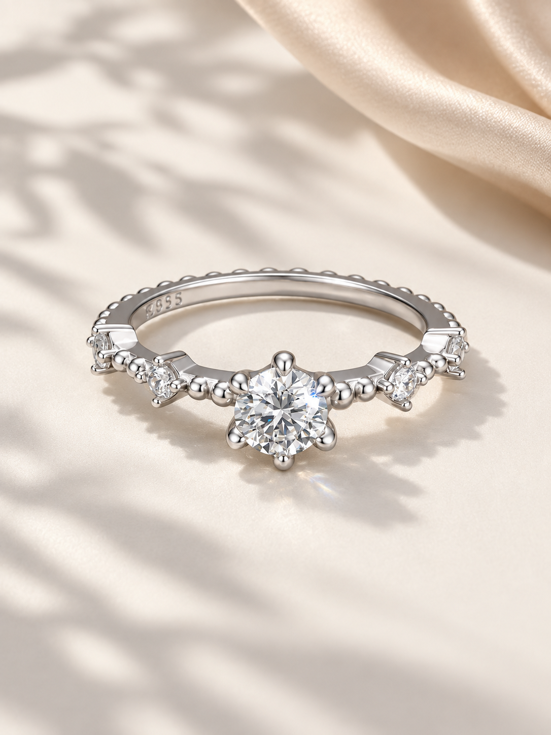 Inel Celestial Crown cu Moissanite Rotundă