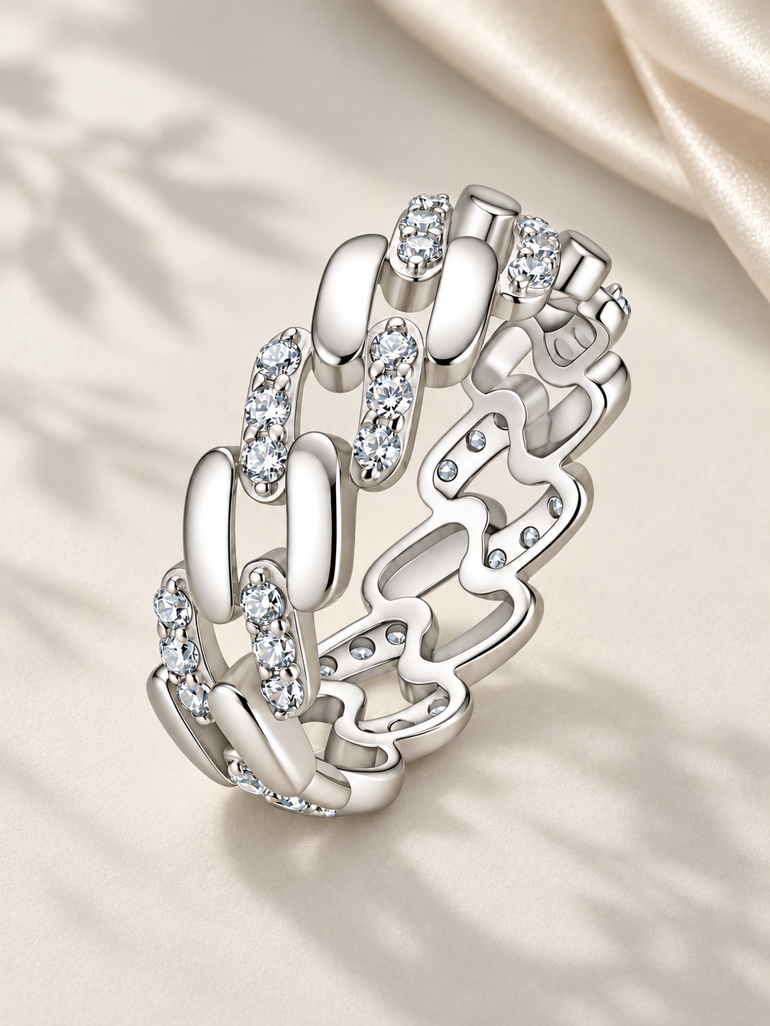 Inel din Argint cu 42 Moissanite
