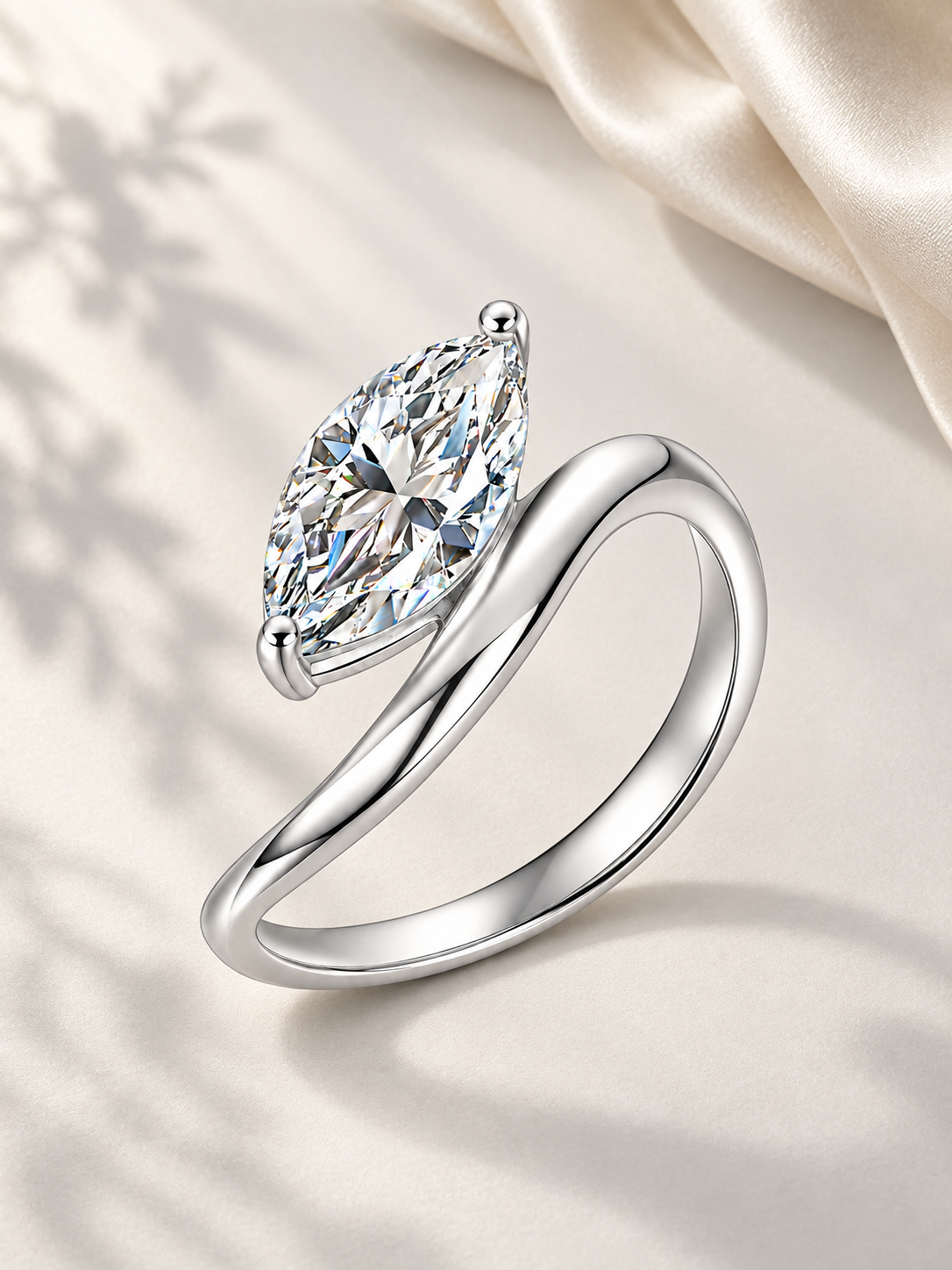 Inel din Argint cu Moissanite Marquise