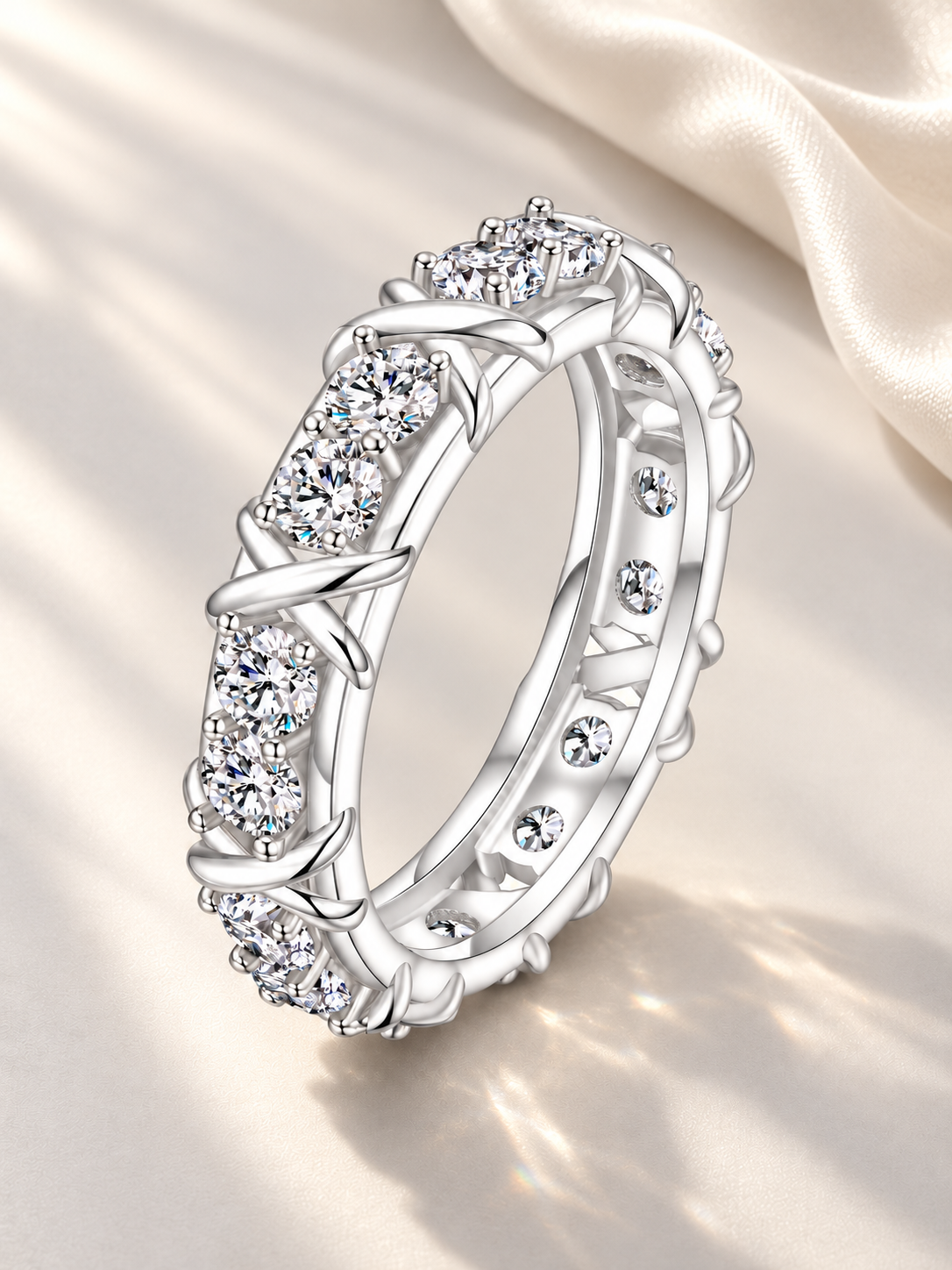 Inel Eternity Argintiu cu Moissanite de 3 mm
