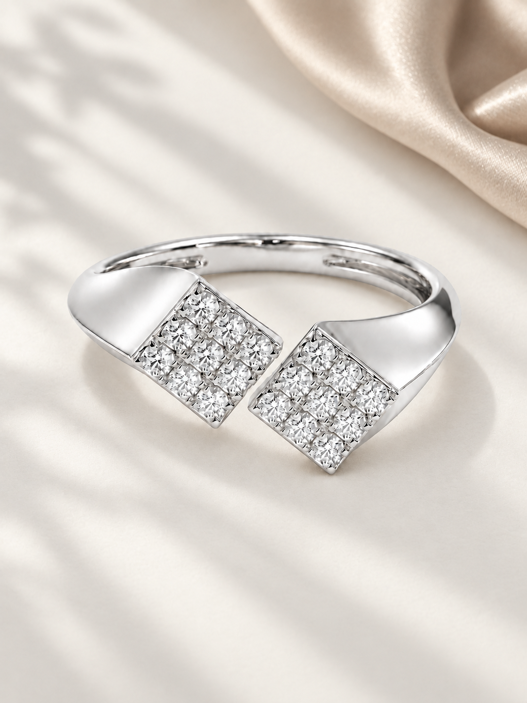 Inel Geometric Argintiu Crystal Geometry