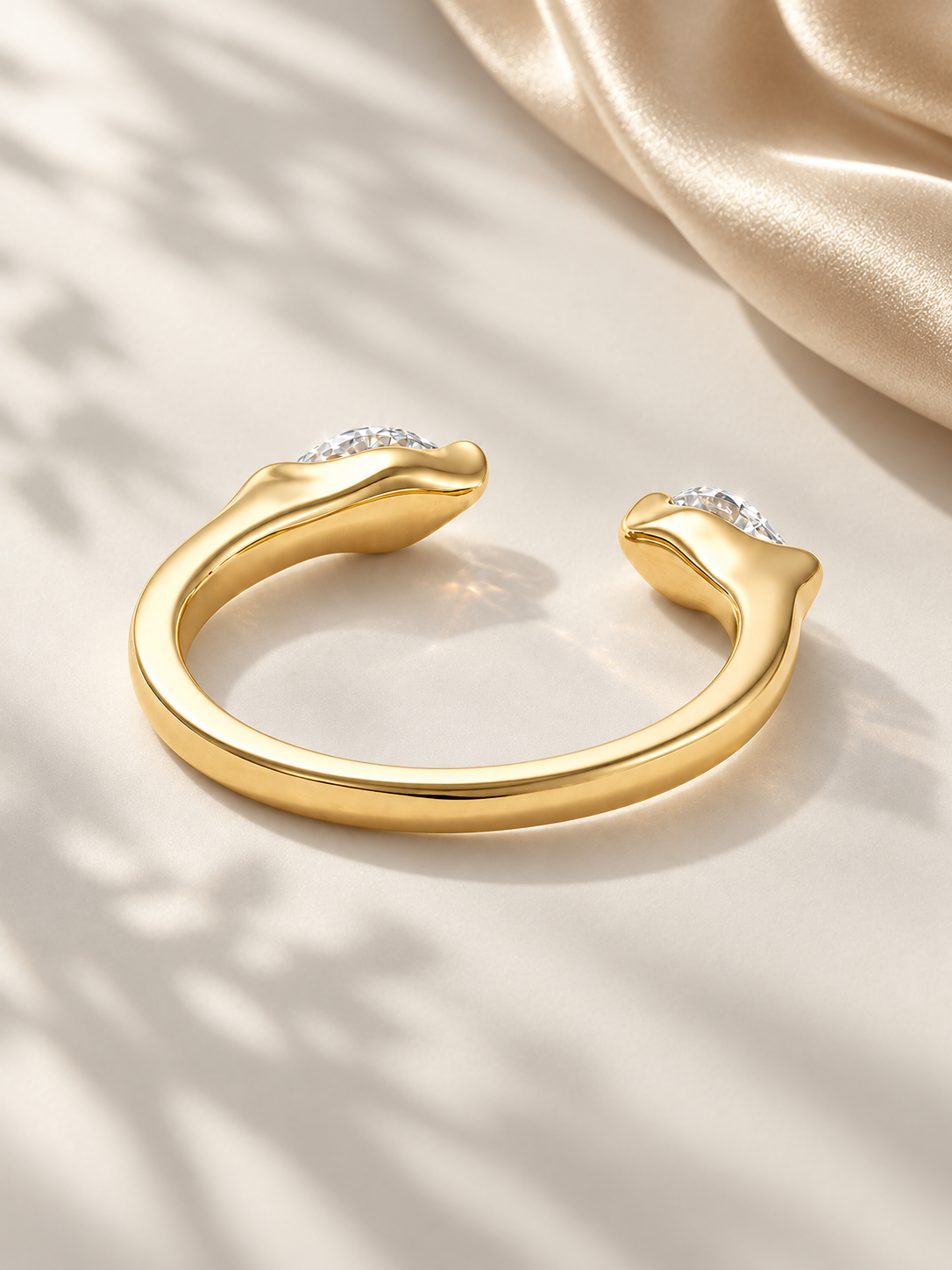 Inel Gold Twin Marquise cu Zirconii 5A
