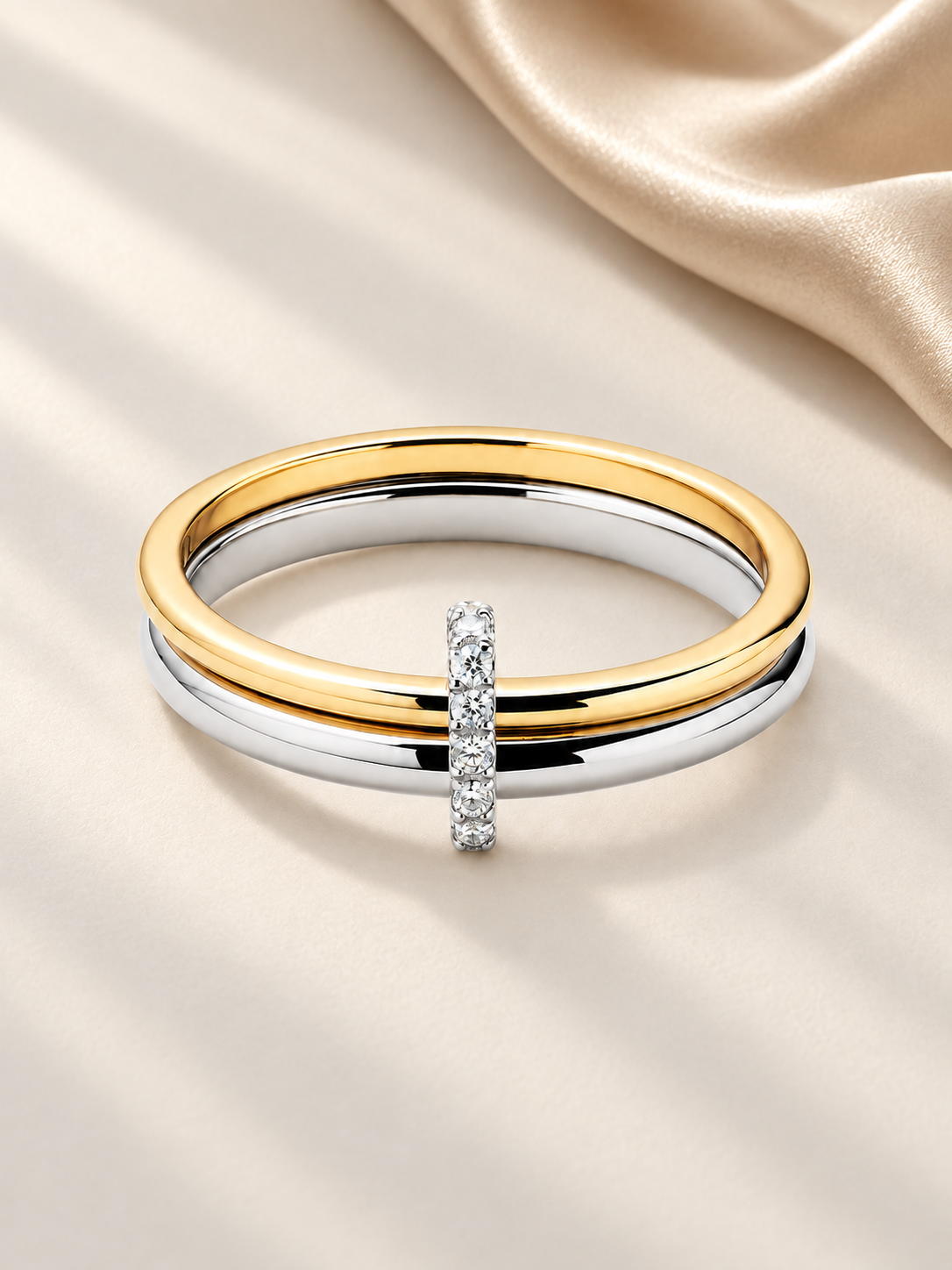 Inel Modern Bicolor cu Zirconii 5A