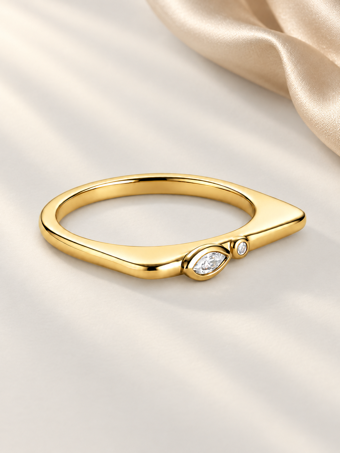 Inel Modern Gaze cu Zirconiu Marquise