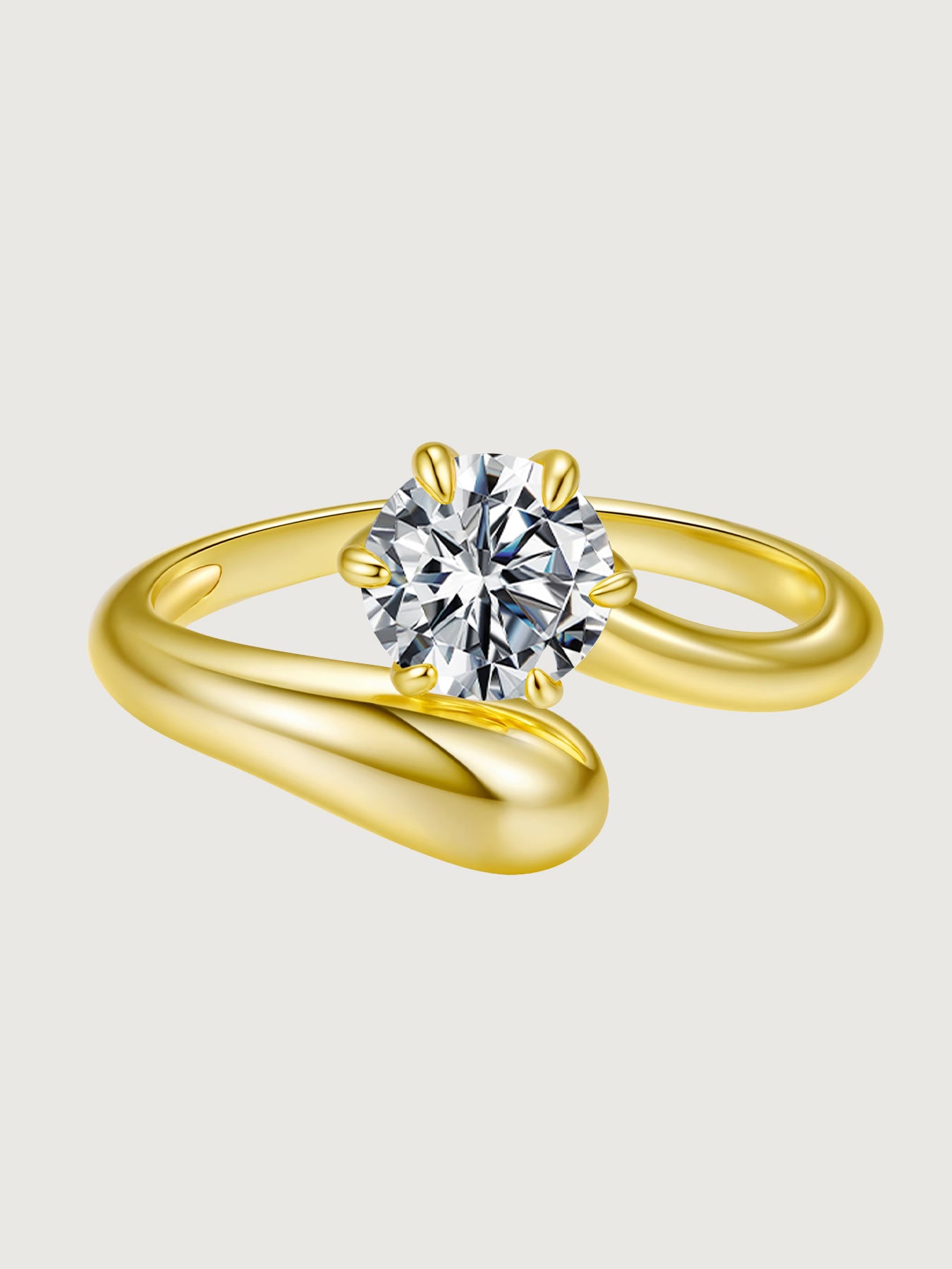 Inel auriu cu moissanite design fluid
