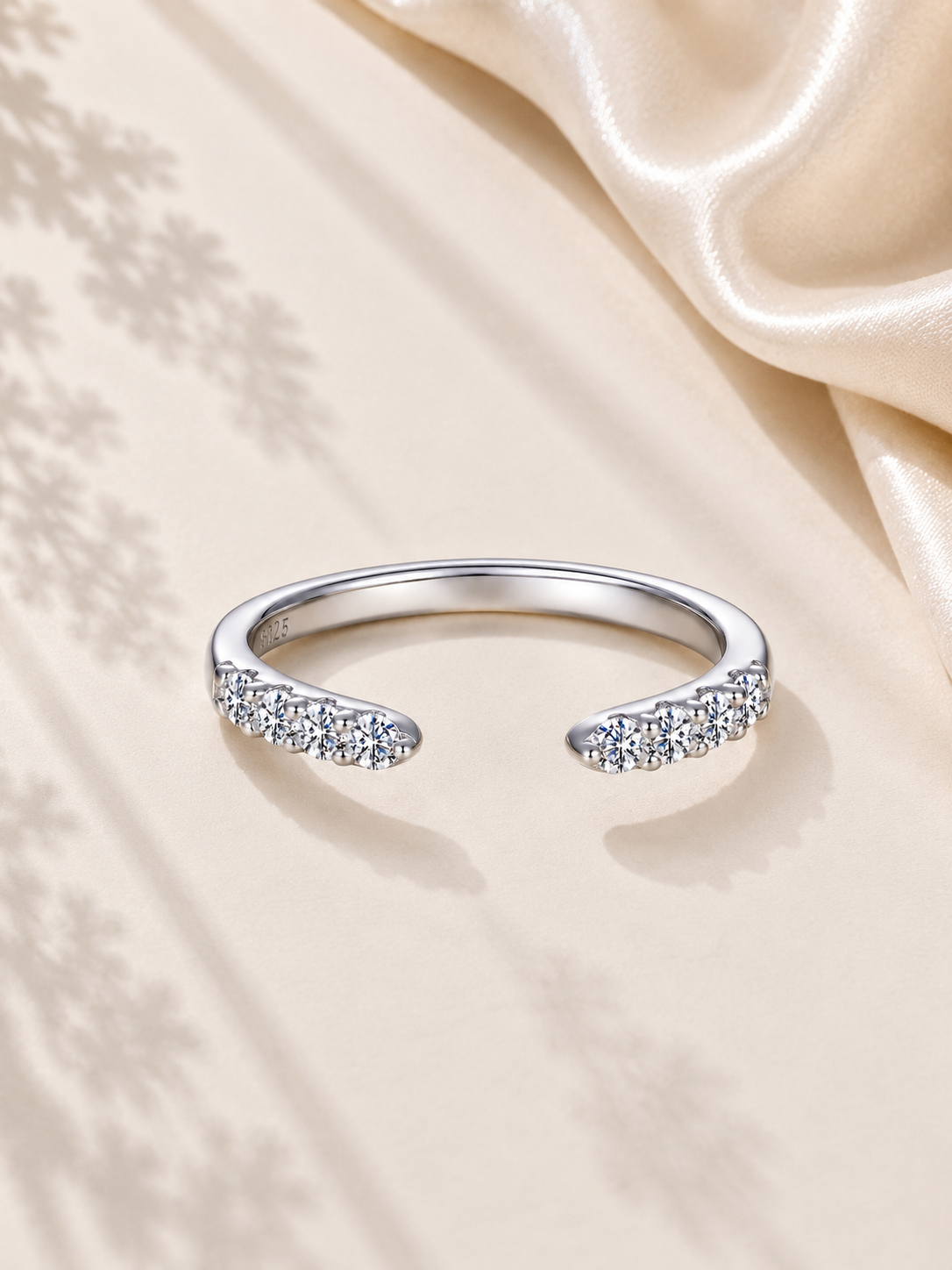 Inel reglabil din argint 925 cu moissanite