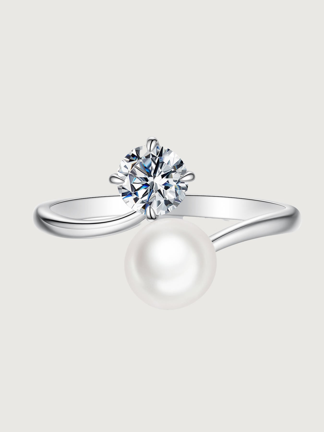 Inel cu perlă naturală și moissanite