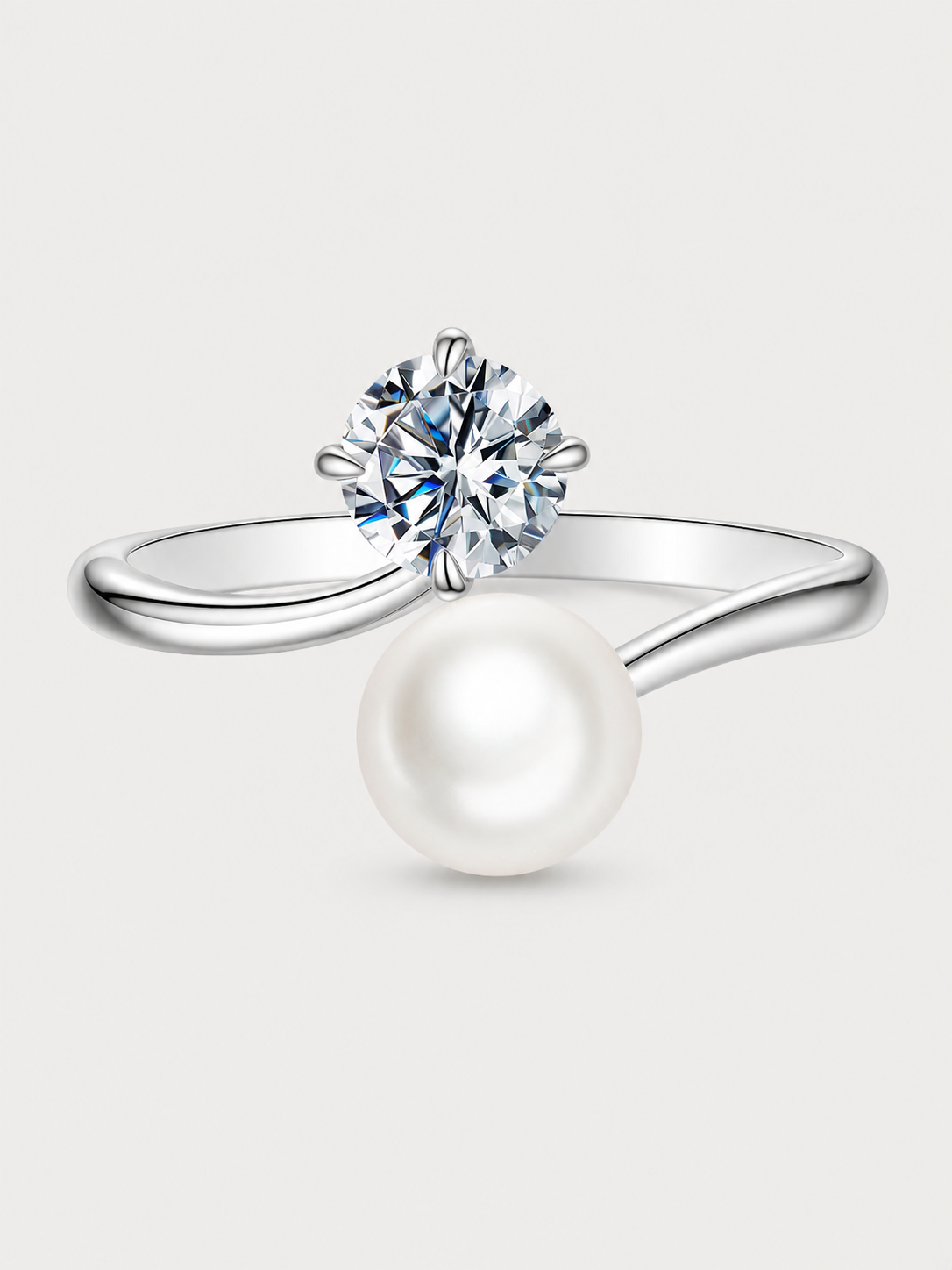Inel cu perlă naturală și moissanite