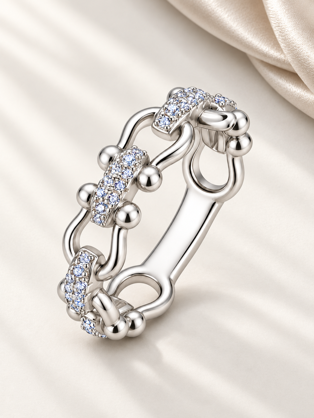 Inel Silver Link Radiance cu Moissanite 6A