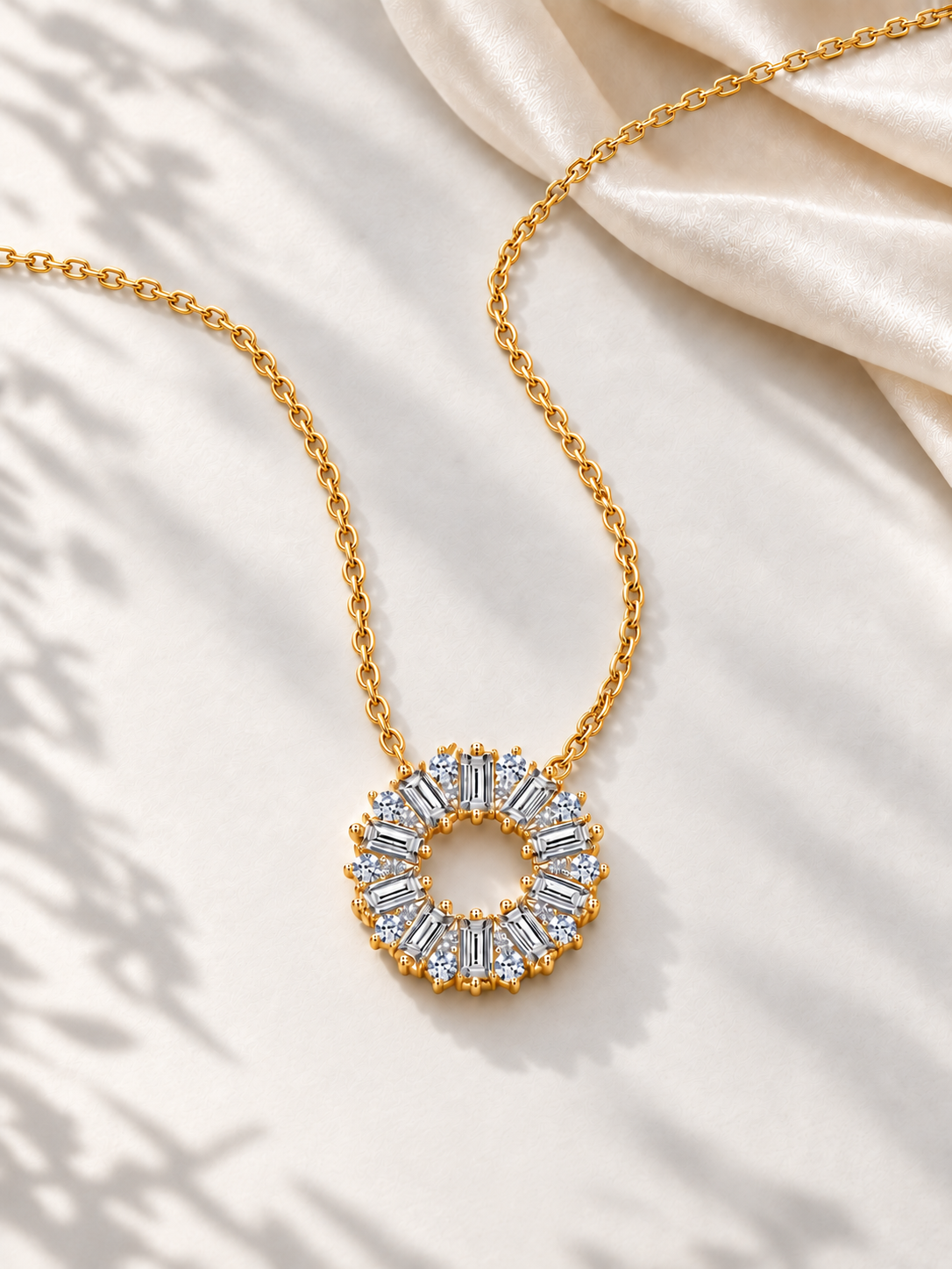 Pandantiv Circular Gold cu Moissanite 6A